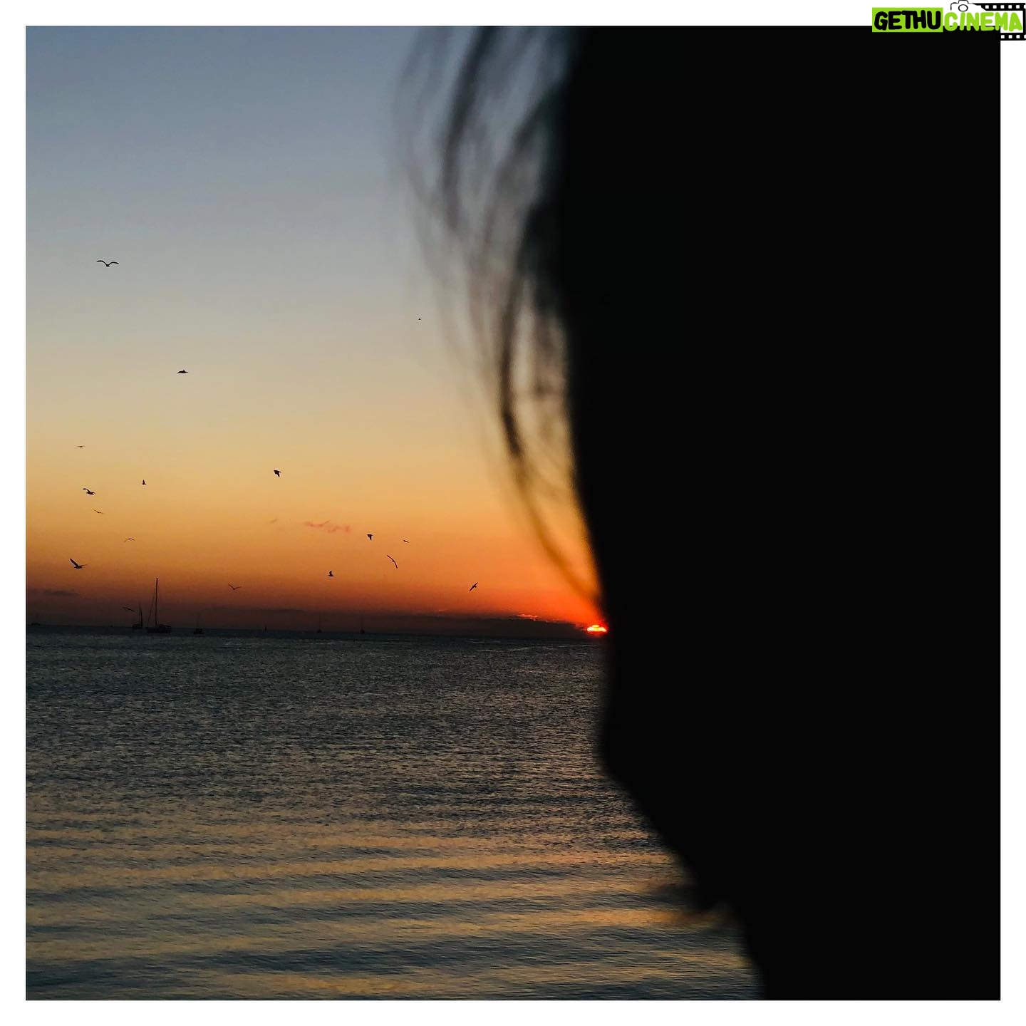 Burcu Oktav - 3 Likes - En sevilen saatler 🧡 #nofilter