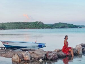 Büşra Çam Instagram - Minik 🛶