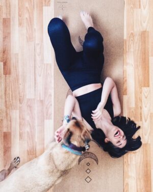 Büşra Çam Instagram - Love me love me say that you love me 🐕  #abeatisofficial