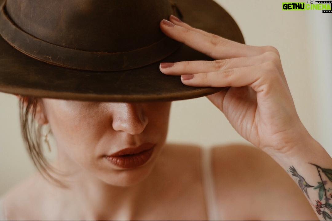 Büşra Çam - 739 Likes - Lonesome cowgirl #northfork
@goorinbros 🧡