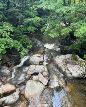 Byeon Seo-yun Instagram - 🛣️🌳🚗