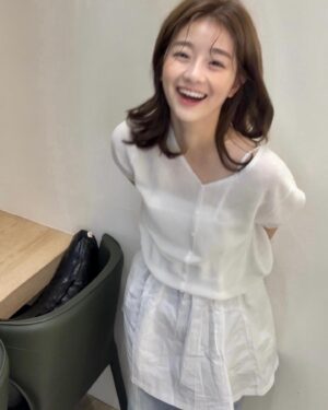 Byeon Seo-yun Instagram - 🩵✈️🗺️🌬️☁️