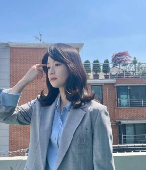 Byeon Seo-yun Instagram - -
이번 주말도 #하이라키 와 함께해요🤍
#netflix #studiodragon #Hierarchy