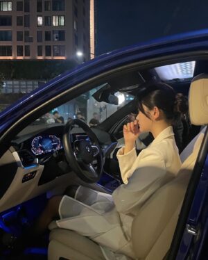 Byeon Seo-yun Instagram - -
#주말 #하이라키 와 함께해요💜 
#netflix #studiodragon #Hierarchy