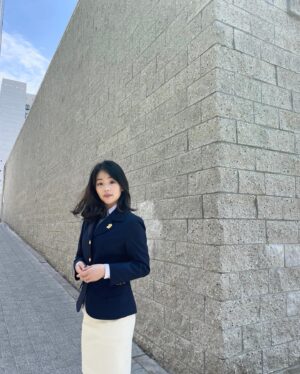 Byeon Seo-yun Instagram - -
#netflix 
#studiodragon 
#Hierarchy 
#하이라키
#한지수