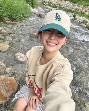 Byeon Seo-yun Instagram - .
as if... <흐르는 강물처럼 : A River Runs Through It,1992> 
directed by #RobertRedford 
ㅎㅎ💚🍃🎞️👍🏻