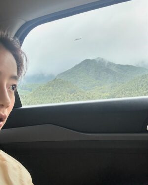 Byeon Seo-yun Instagram - 🛣️🌳🚗