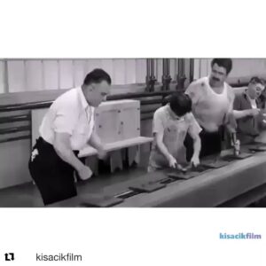 Cahit Gök Instagram - #Repost @kisacikfilm
・・・
Tüm farkı yaratan emektir #1mayis işçi ve emekçi bayramı kutlu olsun

A Working Class Hero is Something to be #JohnLennon - Green Day

#kısacikfilm #chaplin #johnlocke