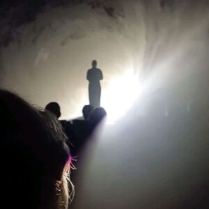 Caio Blat Instagram - Enquanto Madonna recebia 1 milhão de brasileiros em Copacabana, eu estava me deslumbrando com a popstar do fado @carminho em Guimarães num concerto de arrepiar. Me encanta o potencial dessa mulher, seu poder de manter e renovar a tradição com arranjos sofisticados.