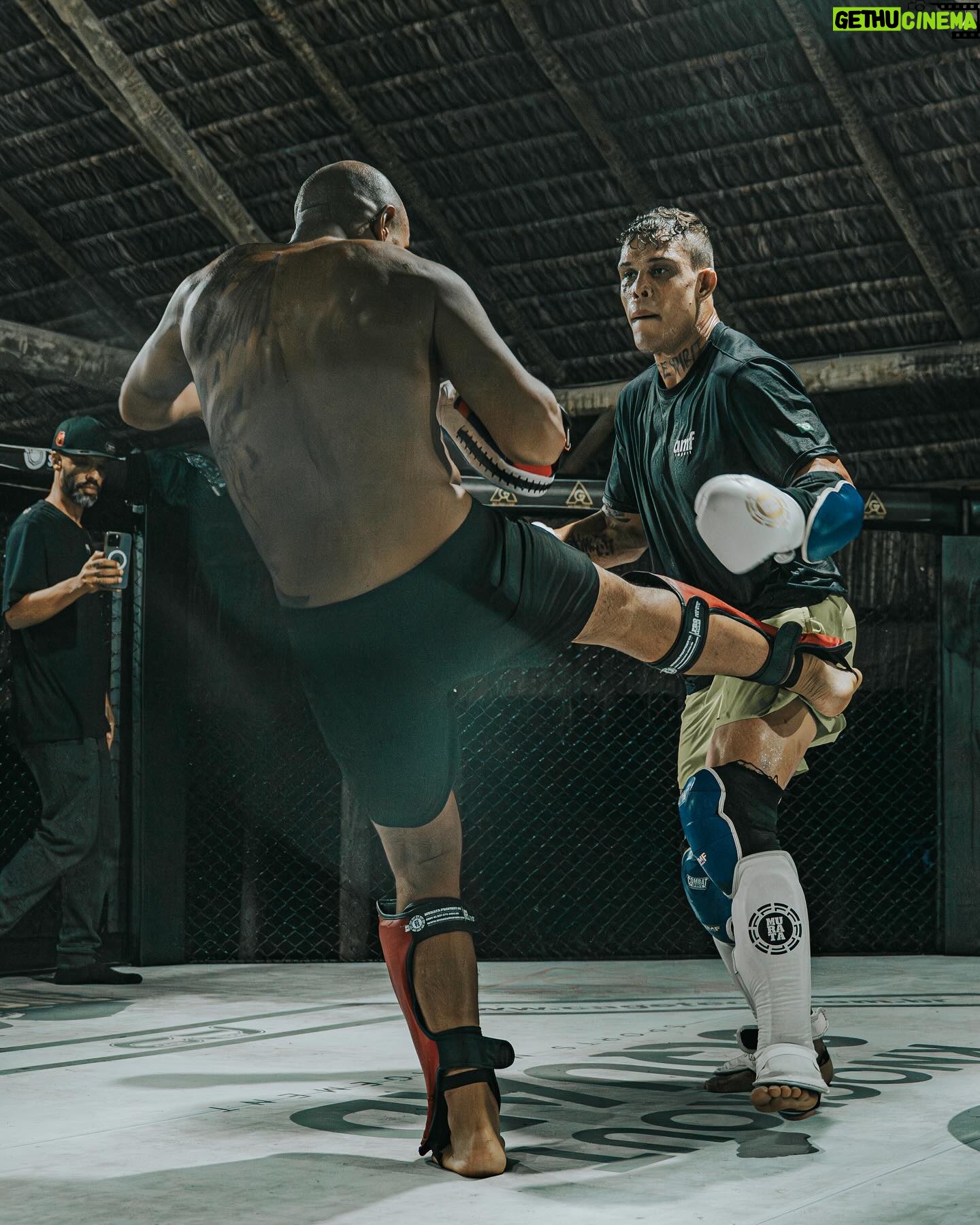 Caio Borralho - 12K Likes - APAIXONADO PELO PROCESSO! š„
Esse foi o Ćŗltimo treino forte e focado na luta durante a Fight Week!
E la no YouTube tem uma sĆ©rie de vĆdeos com todos esses dias! JĆ” foi lĆ” assistir? O link tĆ” na bio.
šø @caioaflorentino