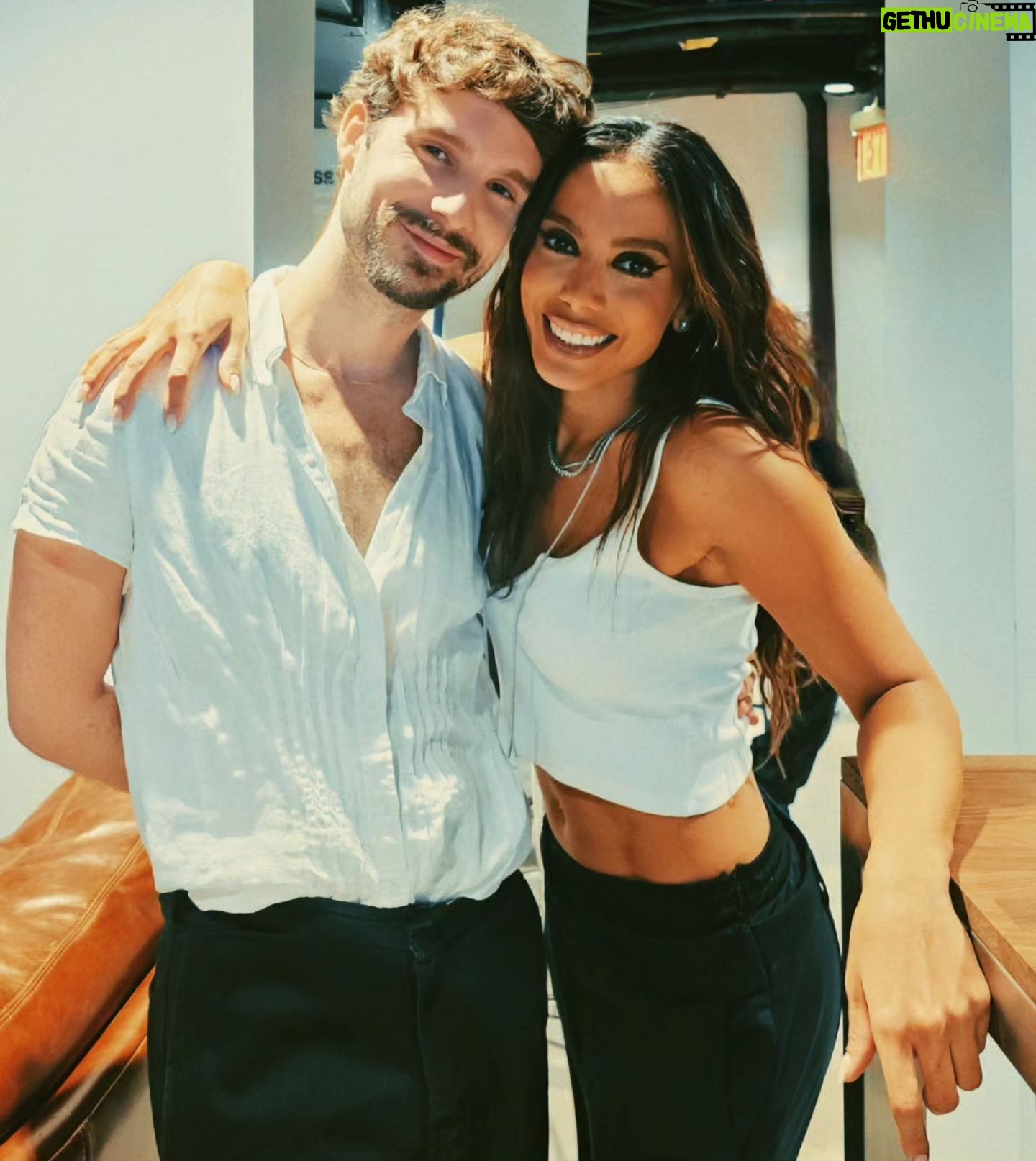 Caíque Nogueira - 1.5K Likes - eu vi a @anitta fazendo história em Nova York 🫶💫 #FunkGeneration