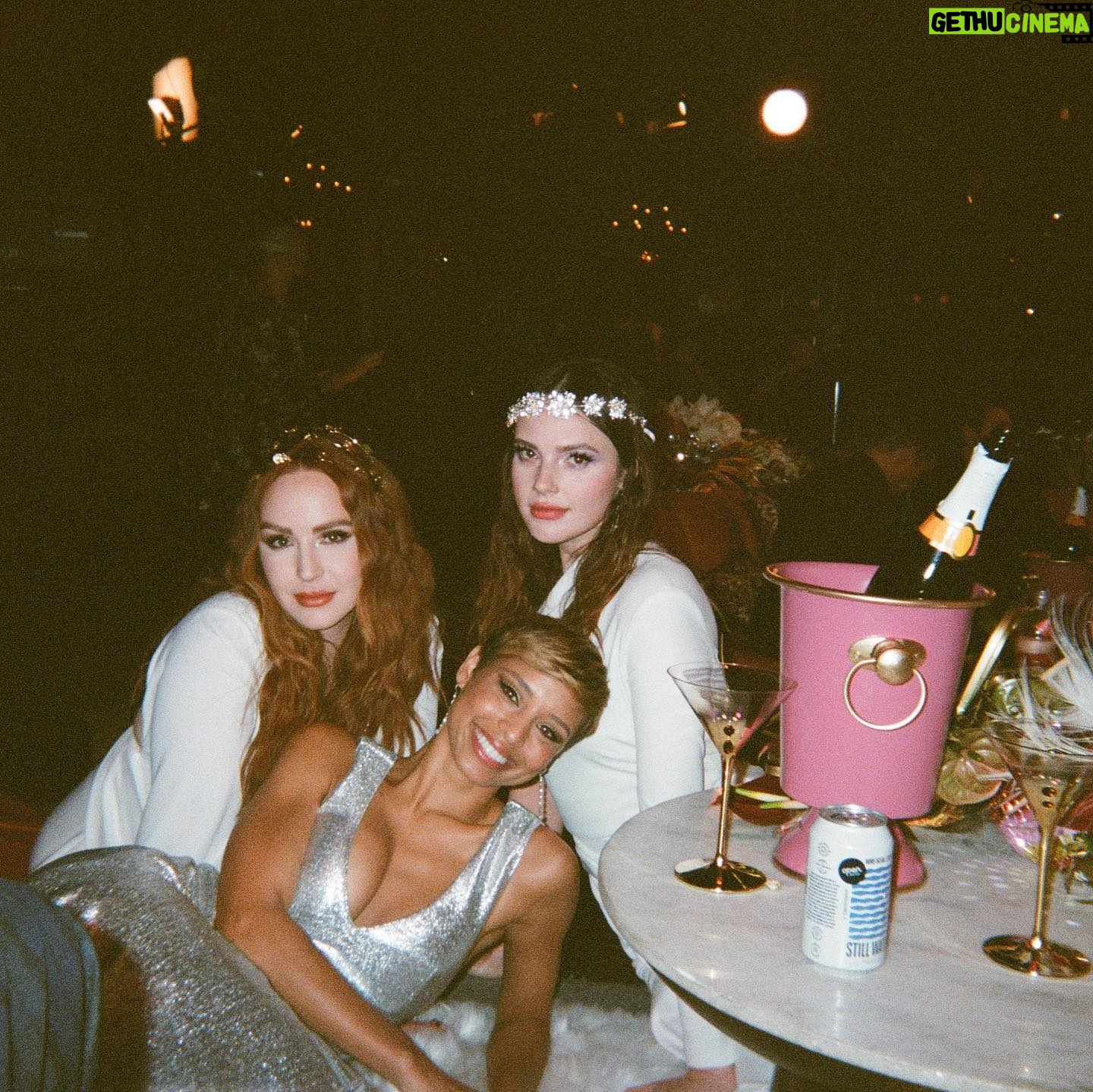 Cait Fairbanks - 3K Likes - a wee late but teriah wedding bts!! part 1