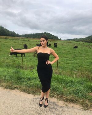 Caitlin Leahy Instagram - I’m utterly lost 🐄