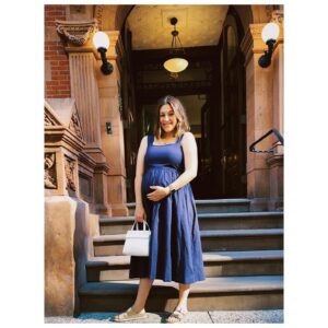 Caitlin McGee Instagram - Had to show baby girl where her Mom was born 🌆