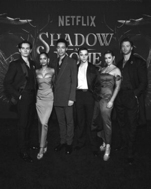 Calahan Skogman Instagram - thank you. dream come true 🖤🫶🏼