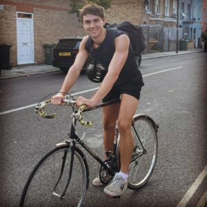 Calam Lynch Instagram - 🐝 coloured handlebars….

Ps wear a helmet

@bridgertonnetflix