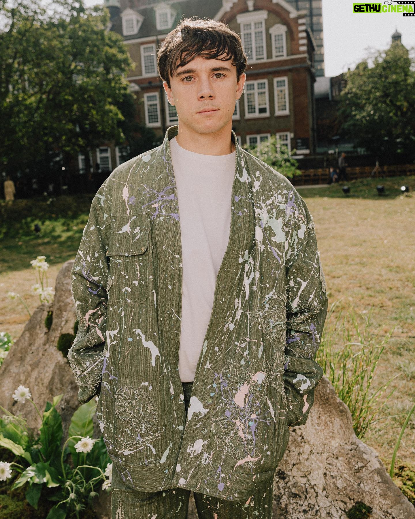 Calam Lynch - 16.6K Likes - Mithridate SS24 show 🥶
Wearing @mithridate.official