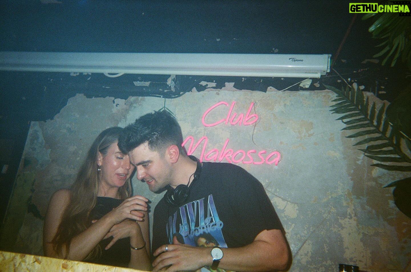 Calam Lynch - 9K Likes -