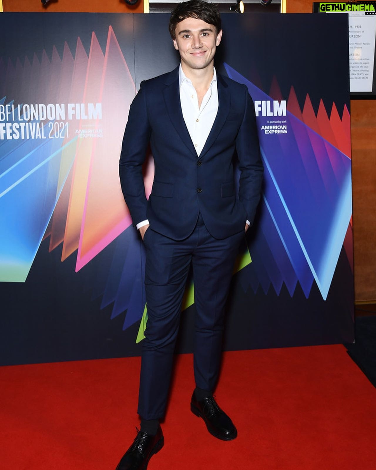 Calam Lynch - 12K Likes - #Benediction at #LFF
@curzoncinemas Mayfair
Styled by @florriet