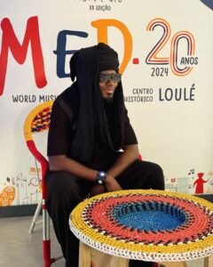 Caleb Rimtobaye Instagram - Portugal we are getting ready for tonight @festivalmedloule #Chad in #Portugal with a hot BBC interview @bbcworldservice Thank you ✊🏿