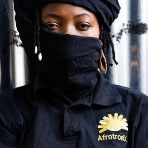 Caleb Rimtobaye Instagram - Wearing black until they find darker colour
#blackbeauty @sikata_nguemta 🙏🏾 👑