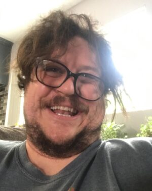 Cameron Britton Instagram - Garb! #garb #flarb #narb