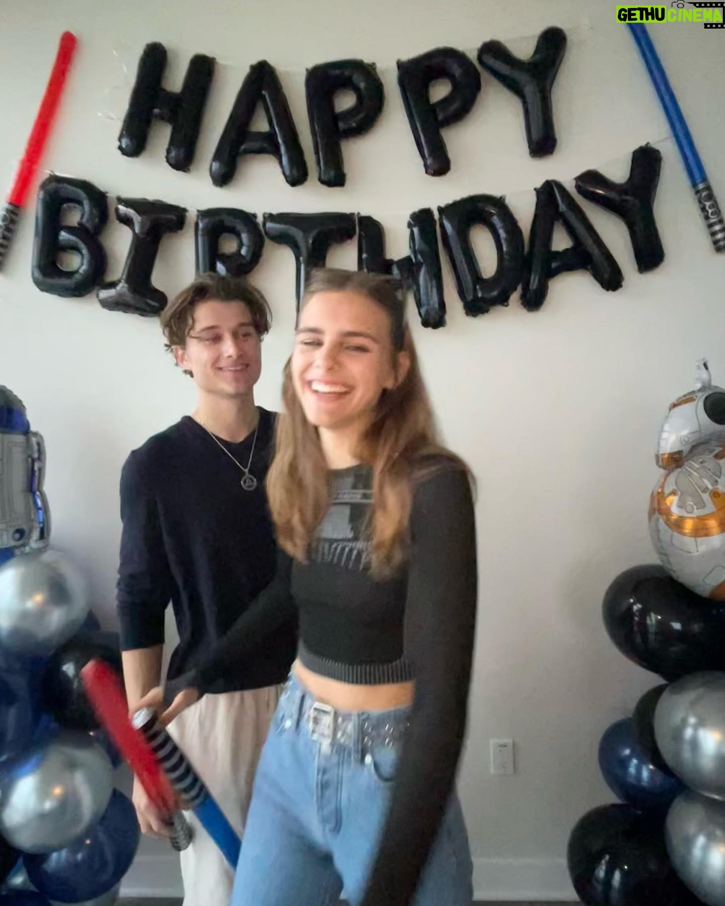 Cameron Brodeur - 87.5K Likes - 2023. What an amazing year. I made new friends, travelled and I fell in love. I wish I could have fit everyone into this post but I didn’t have any room! I just wanted to say to everyone who made this year unforgettable, thank you. And hello 2024!
#newyear