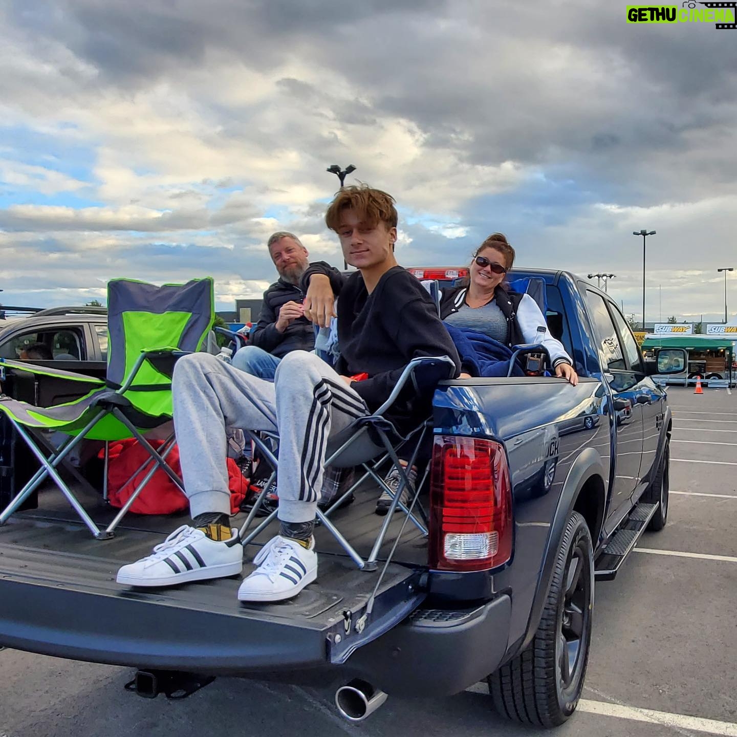 Cameron Brodeur - 130.6K Likes - Drive-in featuring my Dad’s new pickup🚘 #donttouchmytruck