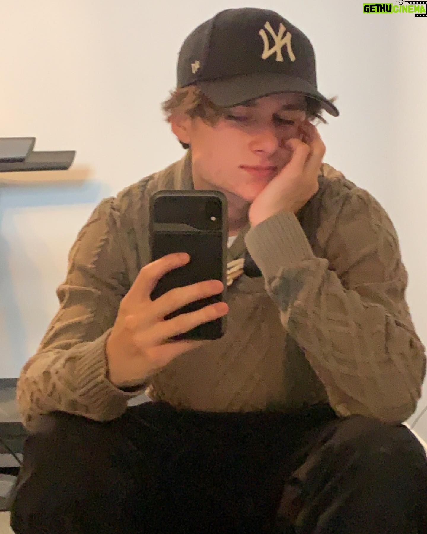 Cameron Brodeur - 110K Likes - Yes I wear sweaters in the summer.