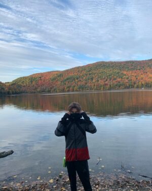 Cameron Brodeur Instagram - Fall is the best season. Fight me😤 
#fall #owl