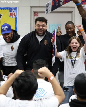 Cameron Heyward Instagram - Yesterday, @camhey97 spent the morning at the Donald W. Reynolds Boys & Girls Club with all of the #WPMOY nominees. 

They spent time sharing inspiring stories & surprised the kids with Super Bowl tickets!