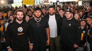Cameron Heyward Instagram - Squad 🆙