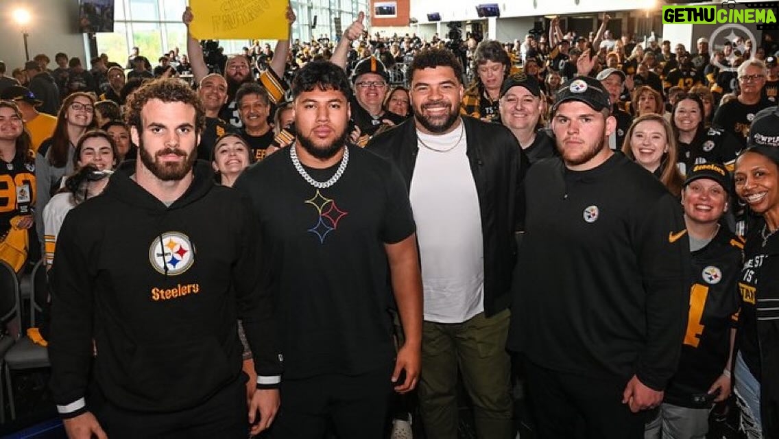 Cameron Heyward - 28.8K Likes - Squad 🆙