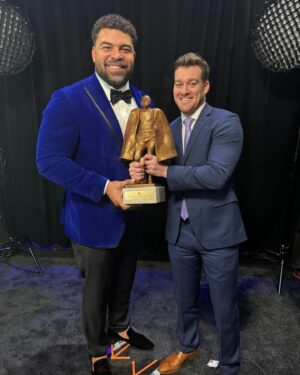 Cameron Heyward Instagram - 🖤💛