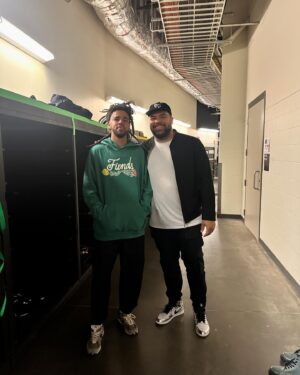 Cameron Heyward Instagram - When you meet your heroes @realcoleworld keep grinding! Can’t wait for the falloff!