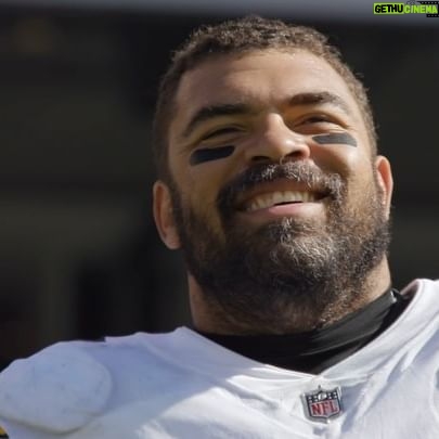 Cameron Heyward - 18.5K Likes - Throughout @camhey97’s career, he has made it his mission and passion to give back to the Pittsburgh community. There’s no one more deserving of the Walter Payton Man of the Year Award.
Congratulations, Cam!