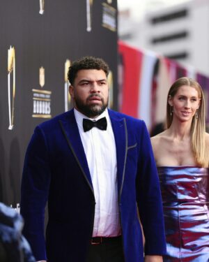 Cameron Heyward Instagram - Happy anniversary to my beautiful bride of 11 years! So thankful for your love and sharing to beautiful journey weare on. I love you. 97 3