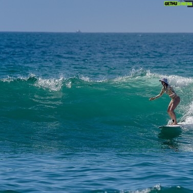 Cameron Richardson - 485 Likes - Waves with these babes…