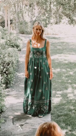 Cameron Richardson Instagram - This Mother’s Day, Agua by Agua Bendita, Funtasia Impact, and Elisa Sednaoui have invited me to share some reflections on motherhood and the essential skills our children need to thrive. Here’s the skill I believe is most crucial:  LOVE.  Loving through the tears,  loving the happiness,  loving everything in  between.  @aguabyaguabendita  @funtasiaimpact