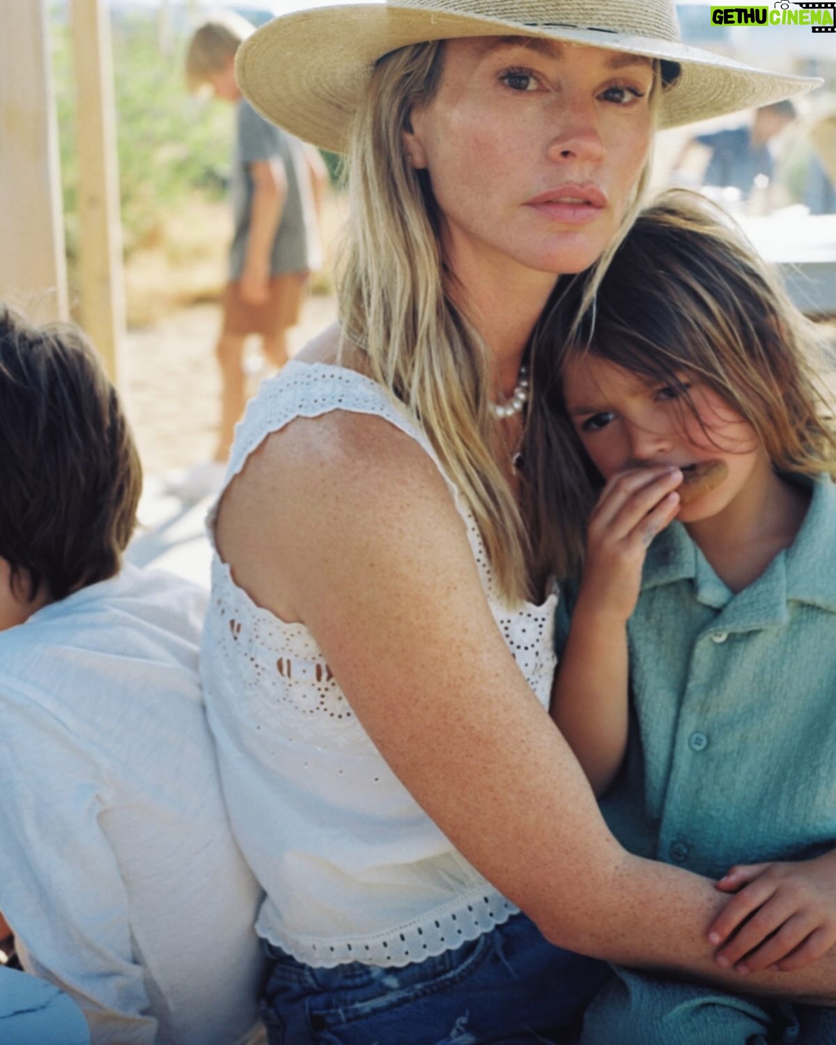 Cameron Richardson - 682 Likes - Thank you @raychelroberts for these beautiful pictures. Such a talented photographer beautiful mama. @autocamp #joshuatree