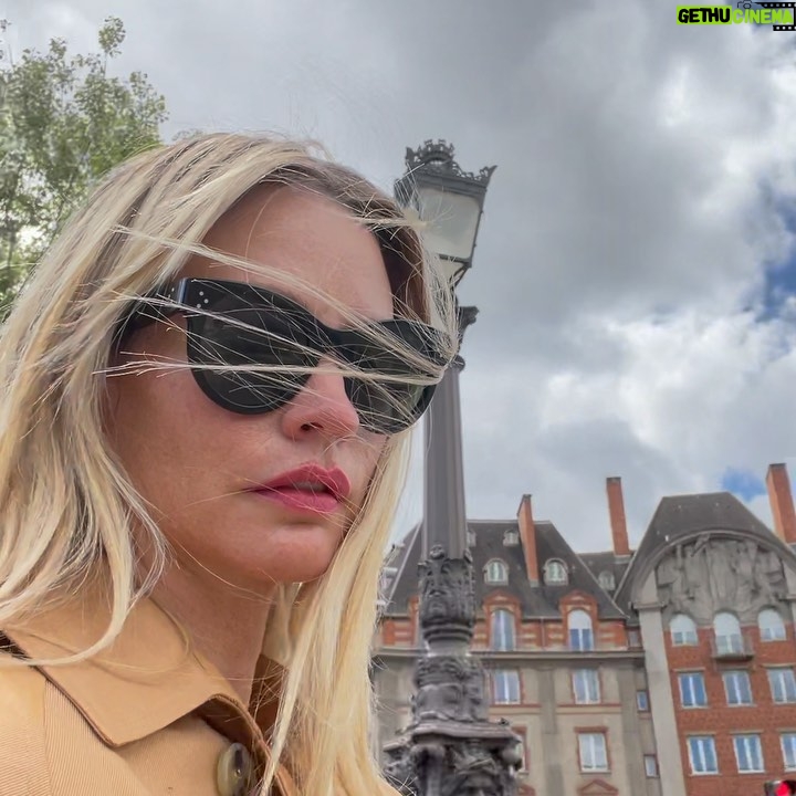 Cameron Richardson - 727 Likes - Hot damn...Paname.....