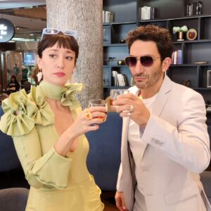 Camila Peralta Instagram - Estreno de ADULTO película de @marianogonzalez.1 en @shanghaiinternationalff ❤️ 
Protagonizada por el genio de @al.__.fon fue hermoso verla por primera vez en China con un público súper cálido y atento.
Estoy enamorada de este país 🥹 

Estilismo •• @pamemartinelli 
@sadaels 🥰