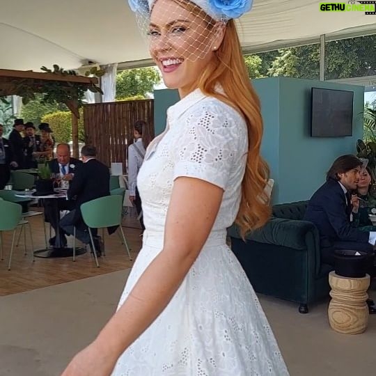 Camilla Kerslake - 3 Likes - Last years #RoyalAscot look 🐎
👒 @missbsmillinery
👗 @crewclothing