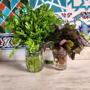 Camilla Thulin Instagram - Tisdagsmarknad I #yalikavak #marknad #foodies #veggies #ecologic #bodrum #turkiet #turkey #türkiye
