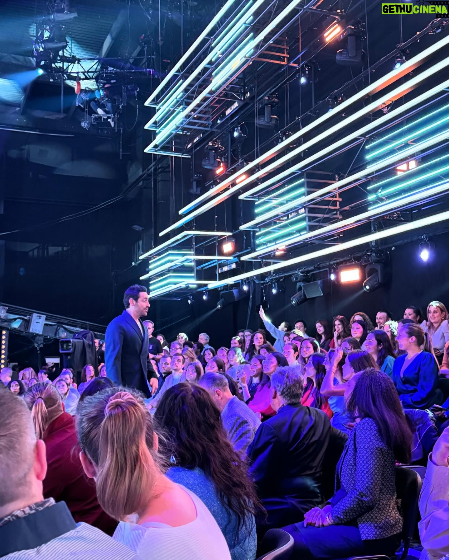 Camille Combal - 31.8K Likes - Mes progrès en danse sont renversants !
Soyez prêts…🕺