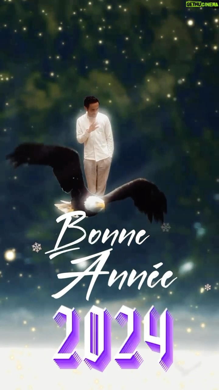 Camille Combal - 11.7K Likes - Bonne année ! ❤️
On reste kitsch ça bouge pas !