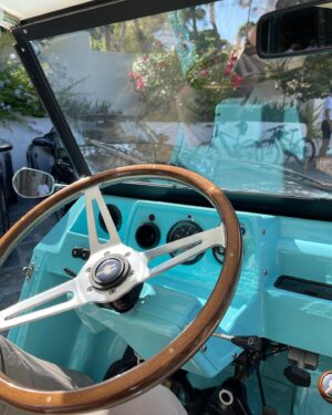 Camille Combal Instagram - Ça y est les vacances là !!! ☀️
À ce soir 📺
