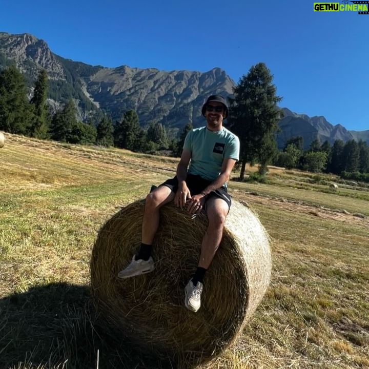 Camille Combal - 13.2K Likes - Ici c’est pas Ibiza gros 🏔️