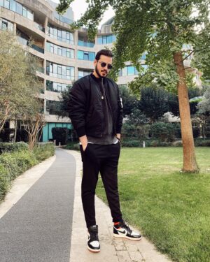 Can Sarp İkiler Instagram - 𝘚𝘦𝘢𝘴𝘰𝘯𝘢𝘭 𝘚𝘵𝘢𝘵𝘦𝘴🌴🌲