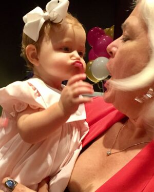 Candace Bailey Instagram - More favorites from my angel's first birthday party #annabellegracierosen